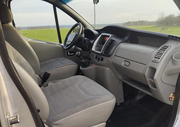 Renault Trafic cena 42900 przebieg: 293000, rok produkcji 2011 z Świdnik małe 29